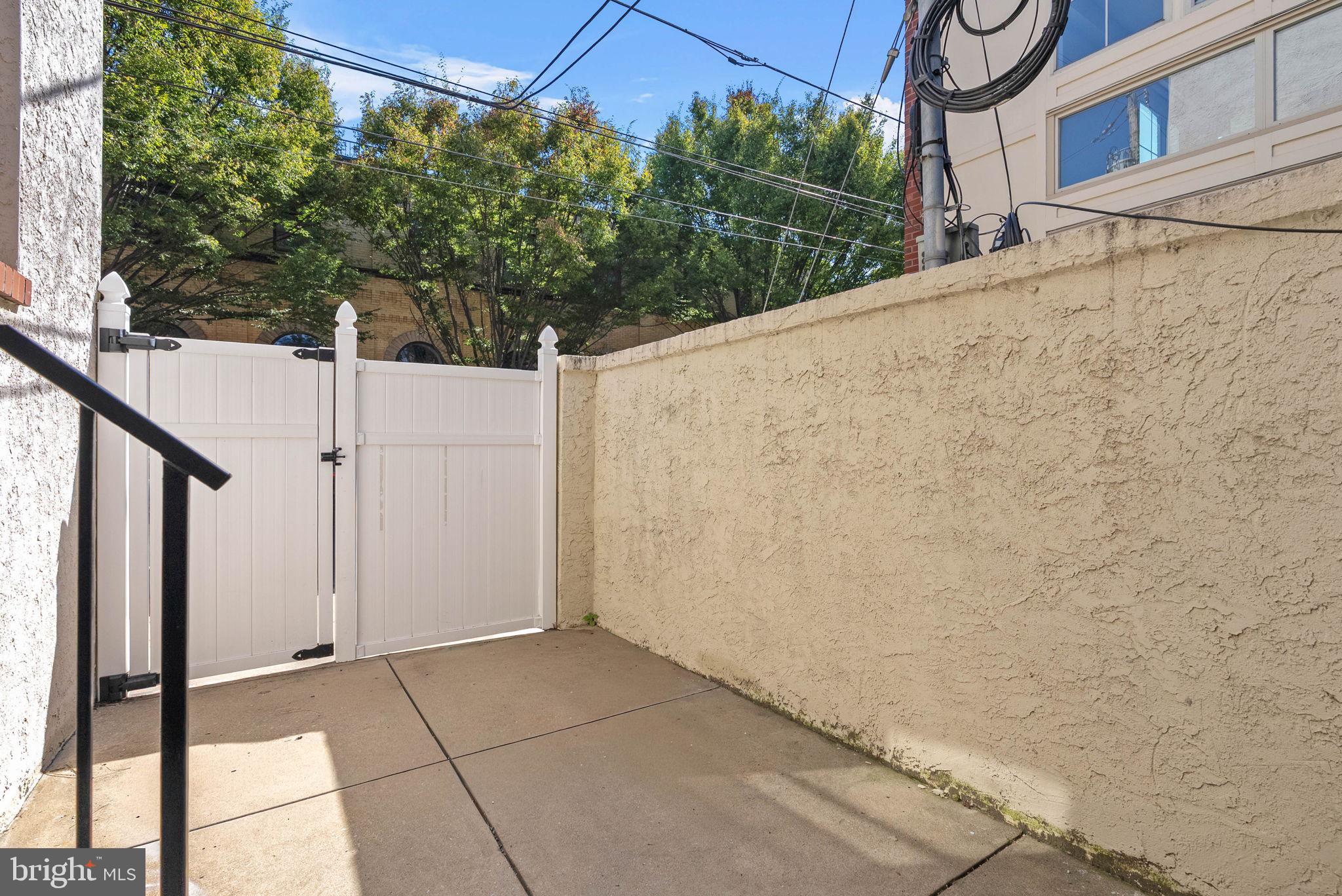 GRADUATE HOSPITAL - Residential