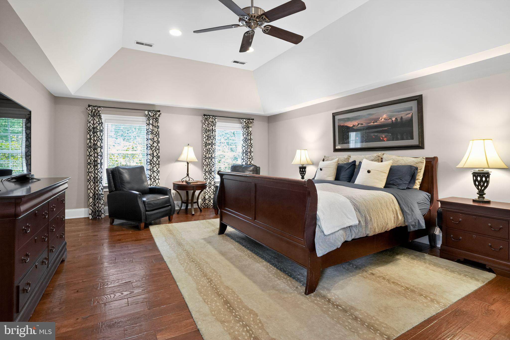 RADNOR HUNT - Residential