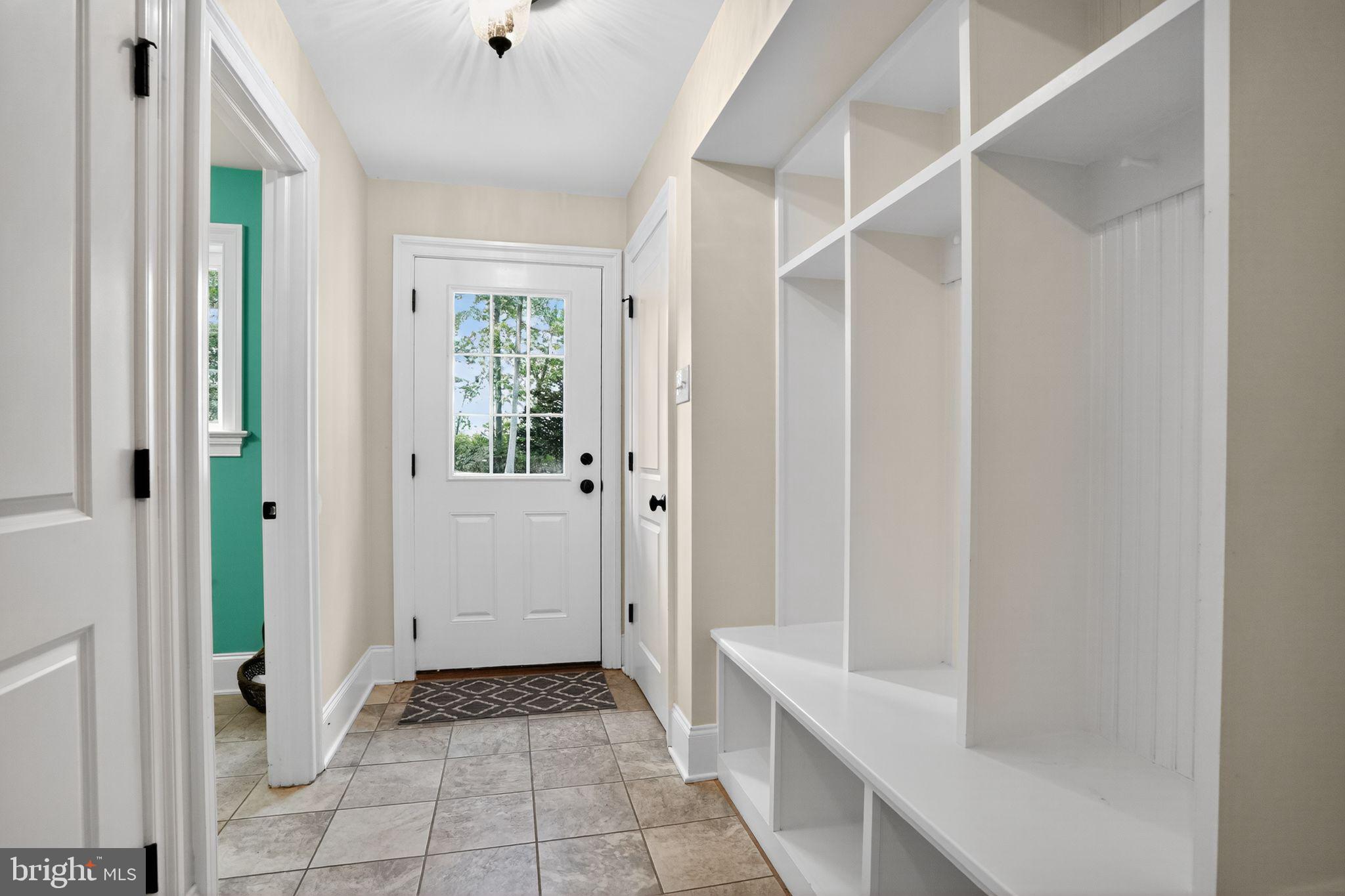 RADNOR HUNT - Residential