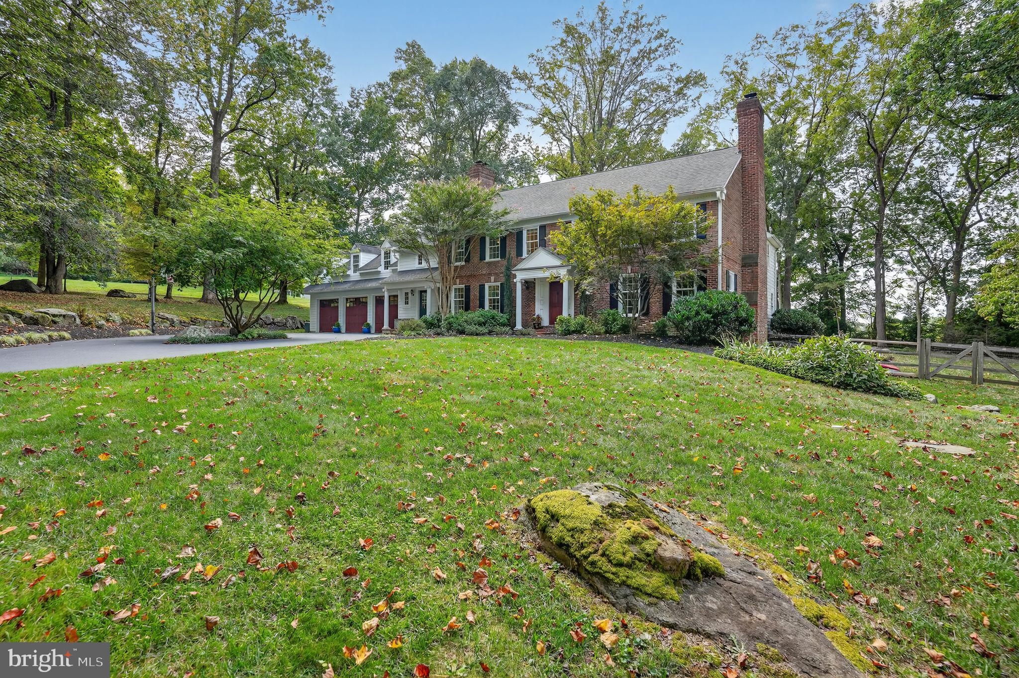 RADNOR HUNT - Residential