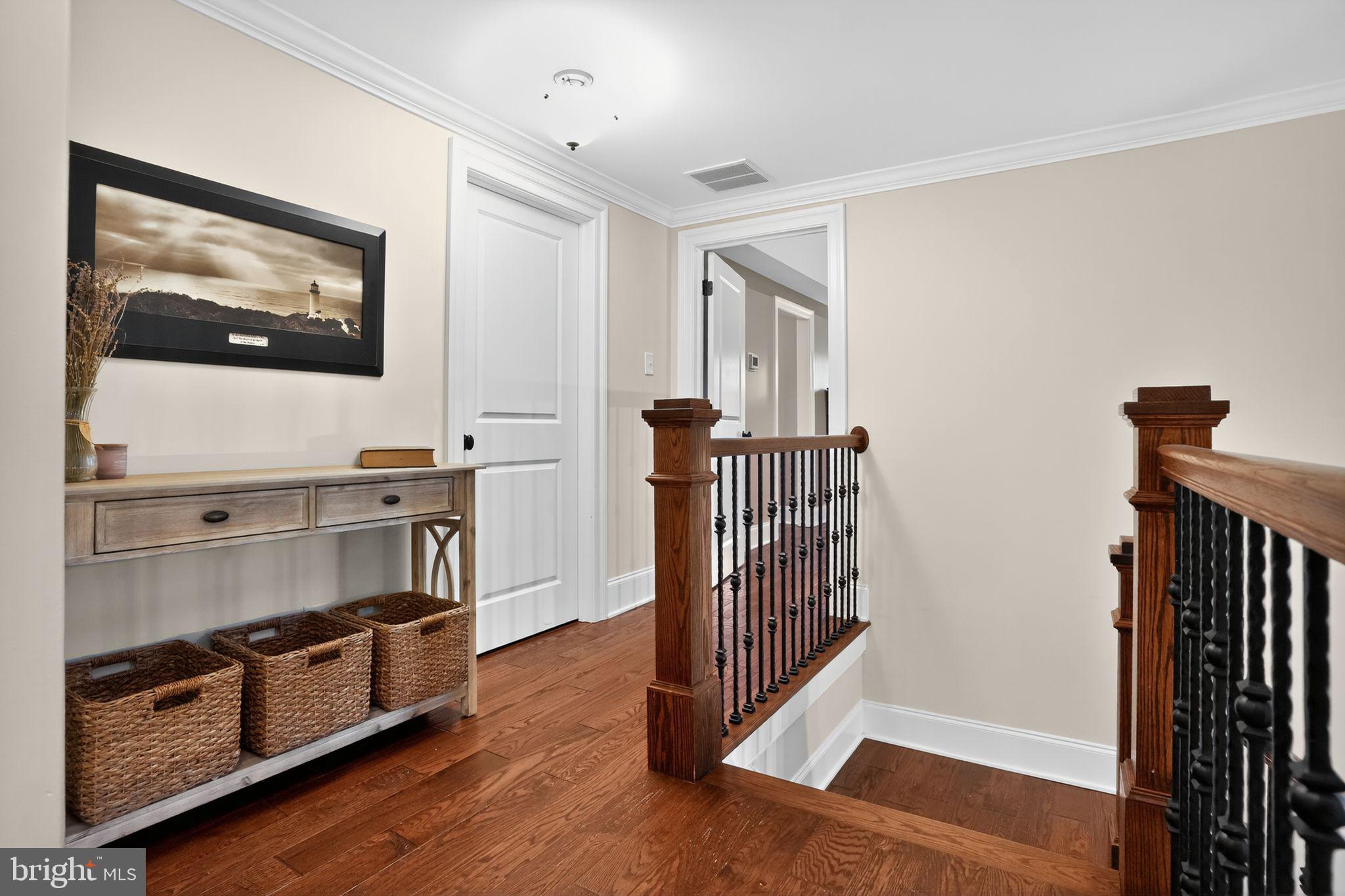 RADNOR HUNT - Residential