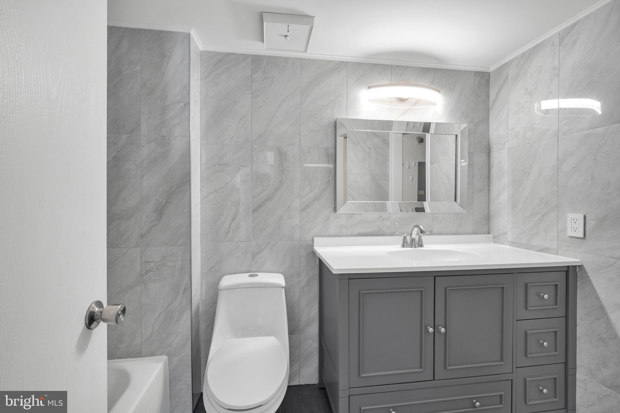 BELMONT STATION - Residential