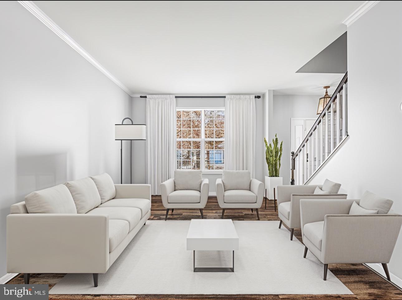 SEASONS LANDING - Residential