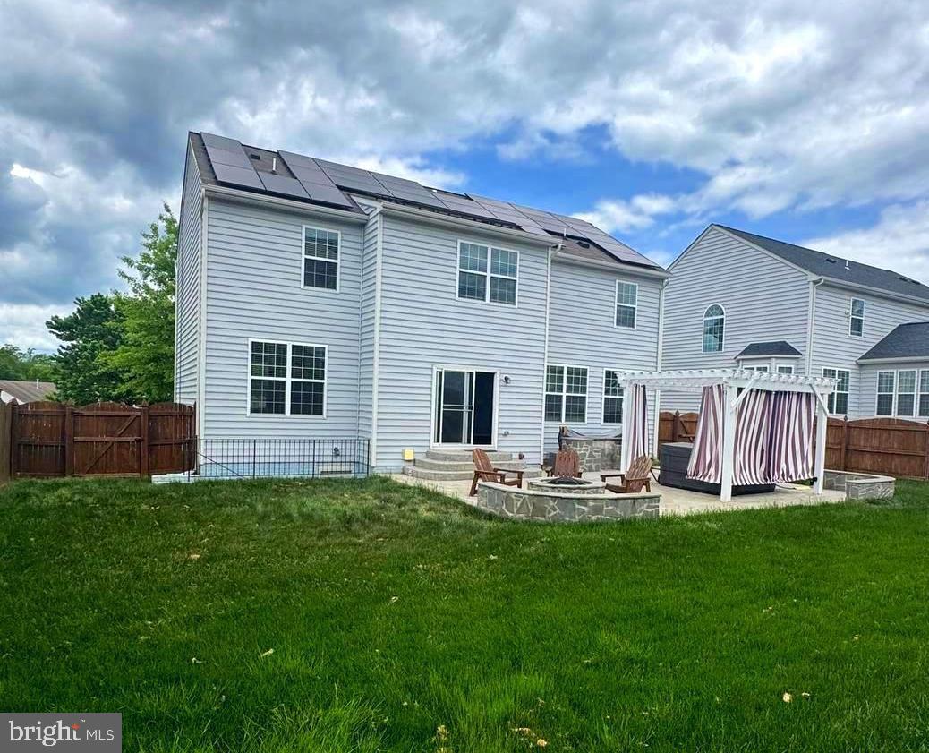 SEASONS LANDING - Residential