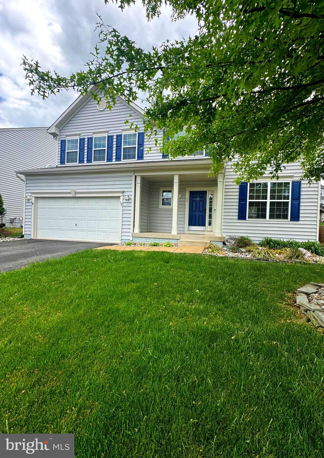 SEASONS LANDING - Residential