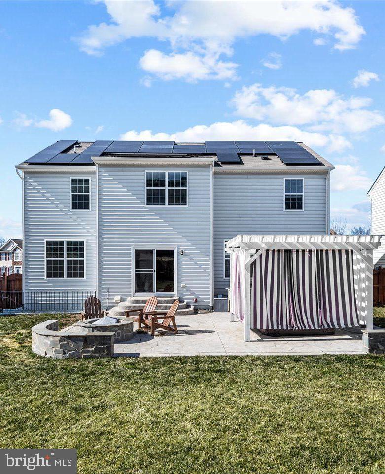 SEASONS LANDING - Residential