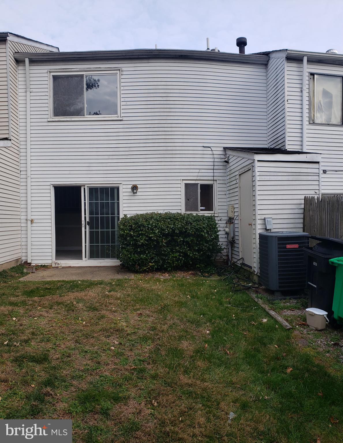 WILLOW HILLS - Residential