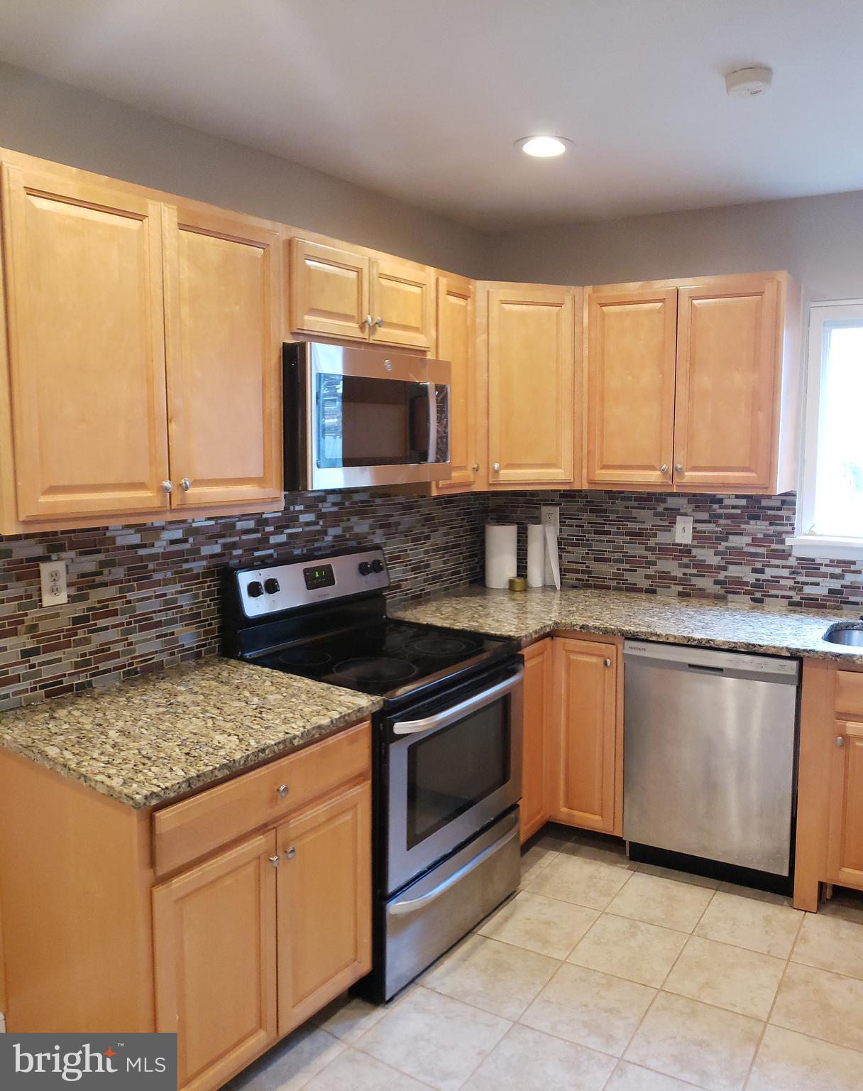 WILLOW HILLS - Residential