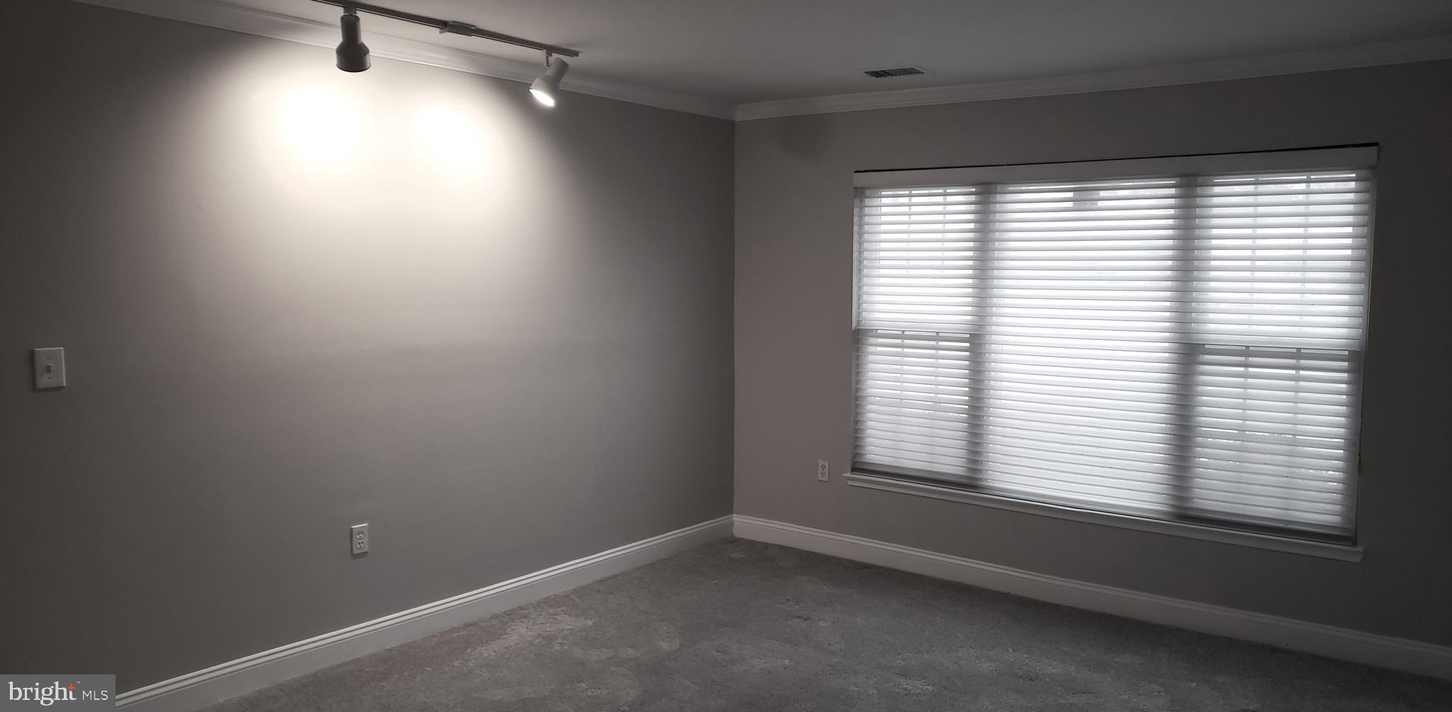 WILLOW HILLS - Residential