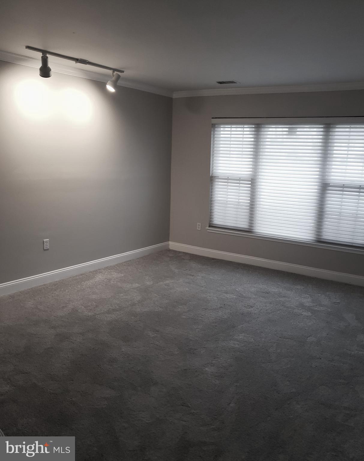 WILLOW HILLS - Residential