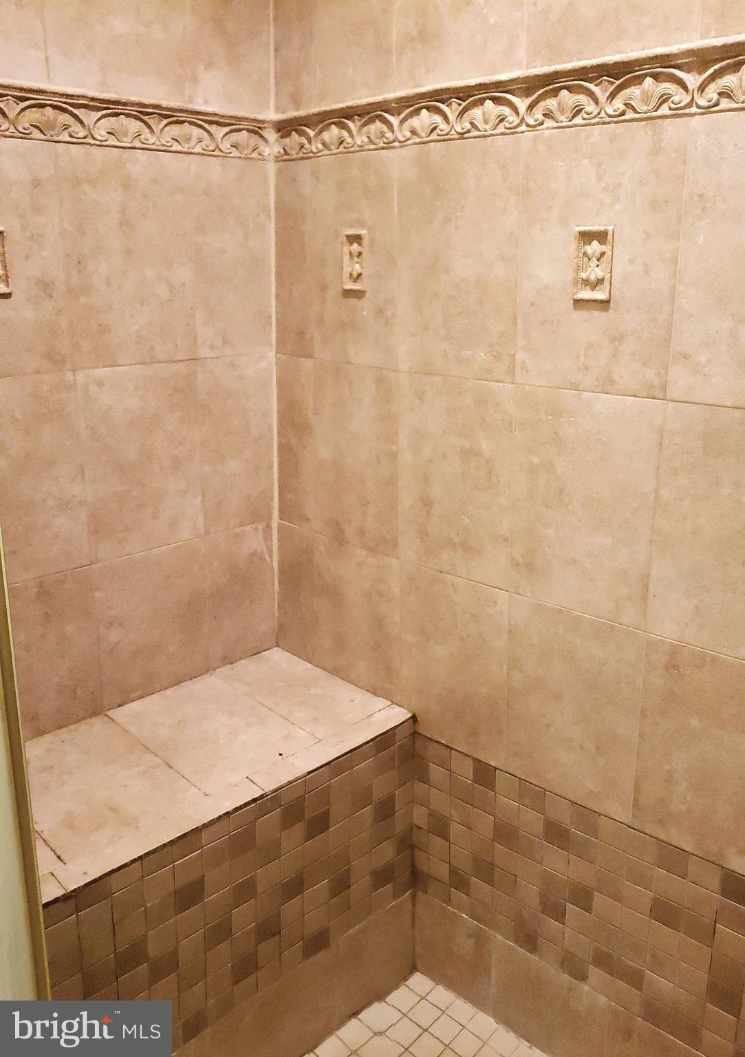 WILLOW HILLS - Residential