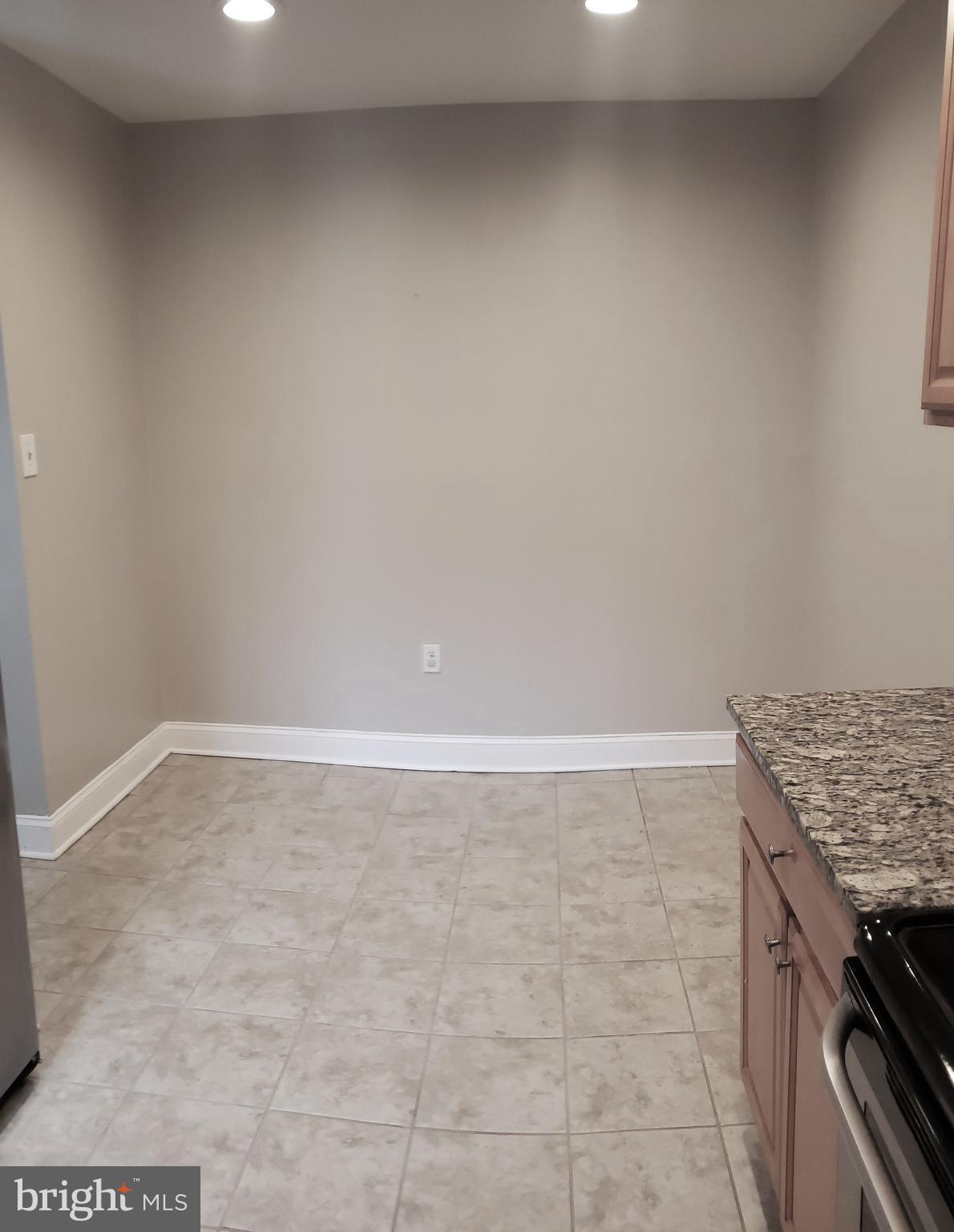 WILLOW HILLS - Residential