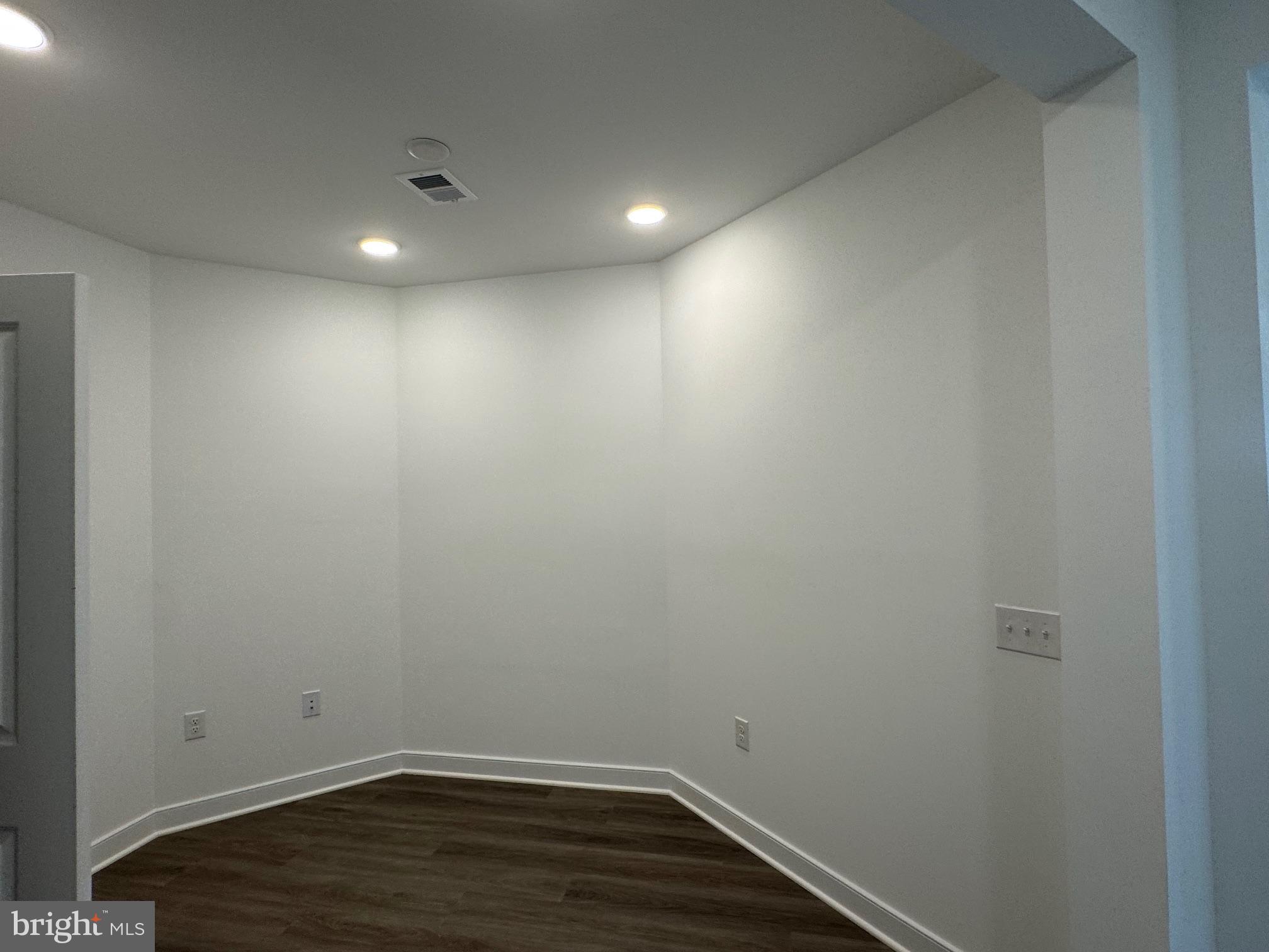 WAXPOOL CROSSING - Residential Lease