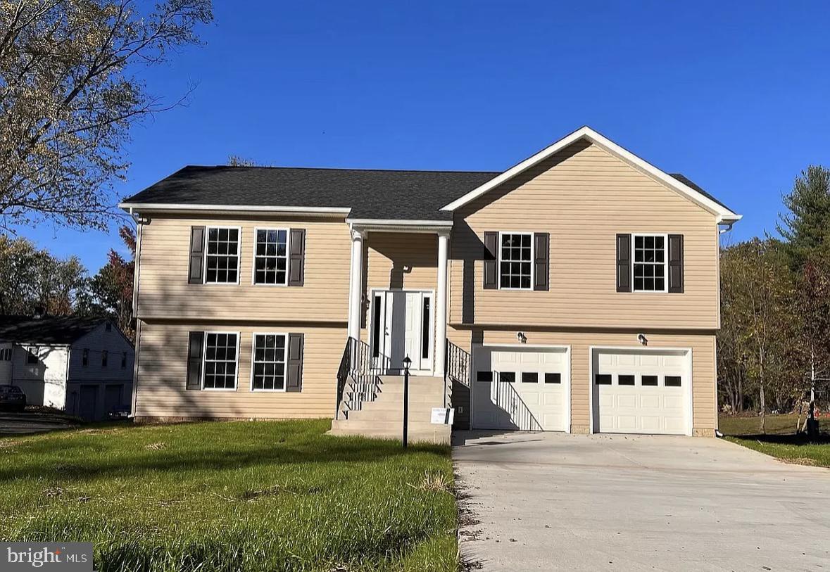 Beautiful and spacious 5-bedroom, 3-bathroom detached home with a 2-car garage and a large private backyard, ideally located just off Route 28 for easy access to major roads, shopping, and dining. This two-level home features hardwood flooring on the main level, a bright open living and dining area, and a well-appointed kitchen with extended countertop space, plenty of cabinetry, and stainless steel appliances. The main level includes three oversized bedrooms and two full modern bathrooms, along with convenient storage closets. The fully finished lower level offers two additional large bedrooms, another full bathroom, a laundry room with full-size washer and dryer, and a large LED-lit storage room. With generous living space inside and out, this home is perfect for both everyday living and entertaining.