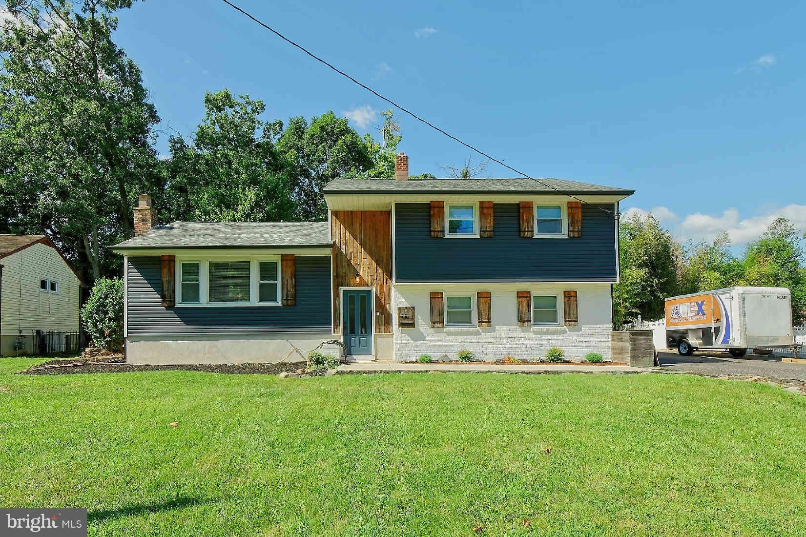 1222 GLEN RIDGE DRIVE