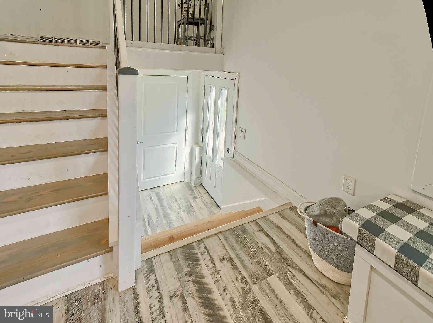 1222 GLEN RIDGE DRIVE