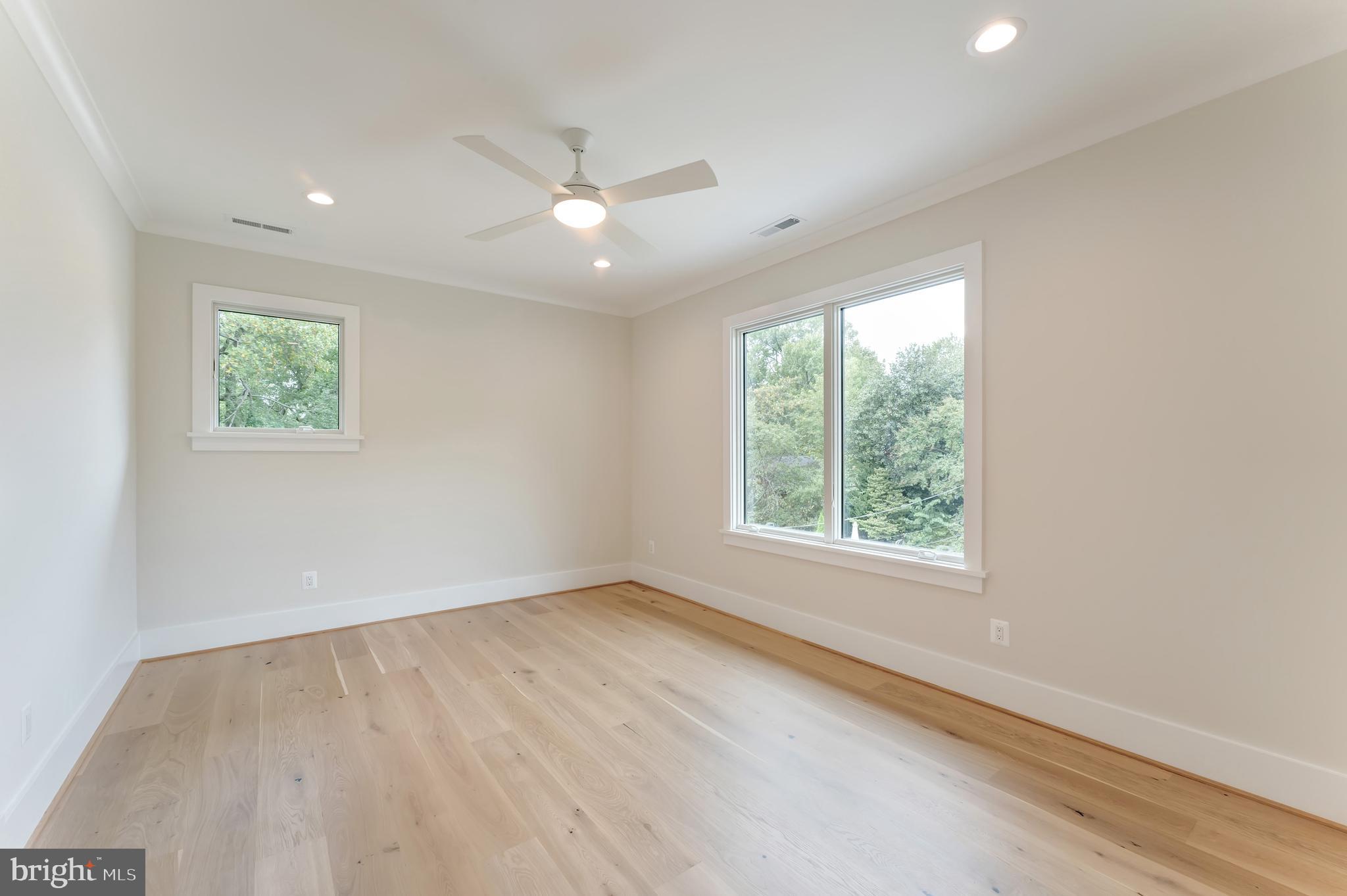 POWHATAN HILLS - Residential