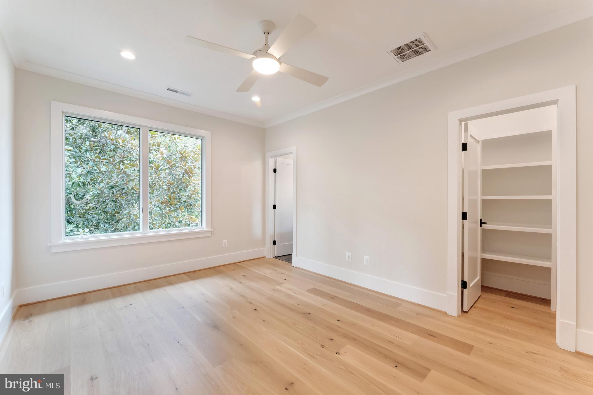 POWHATAN HILLS - Residential