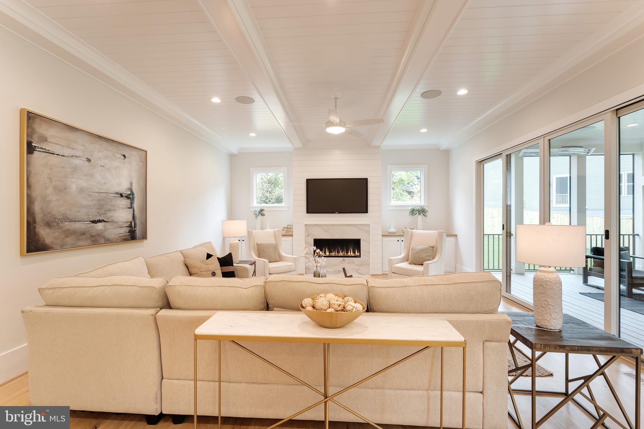 POWHATAN HILLS - Residential