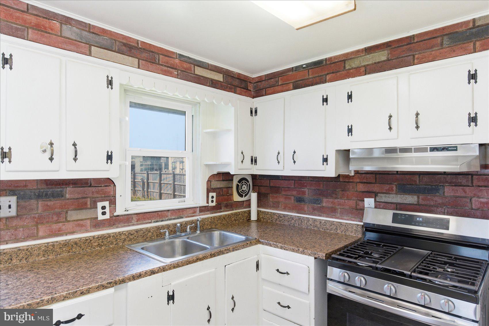 TIMONIUM HEIGHTS - Residential