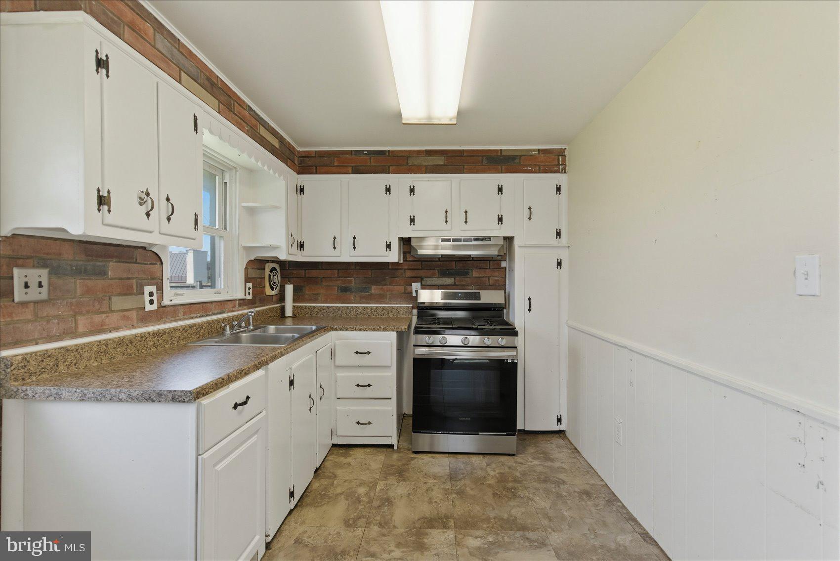 TIMONIUM HEIGHTS - Residential