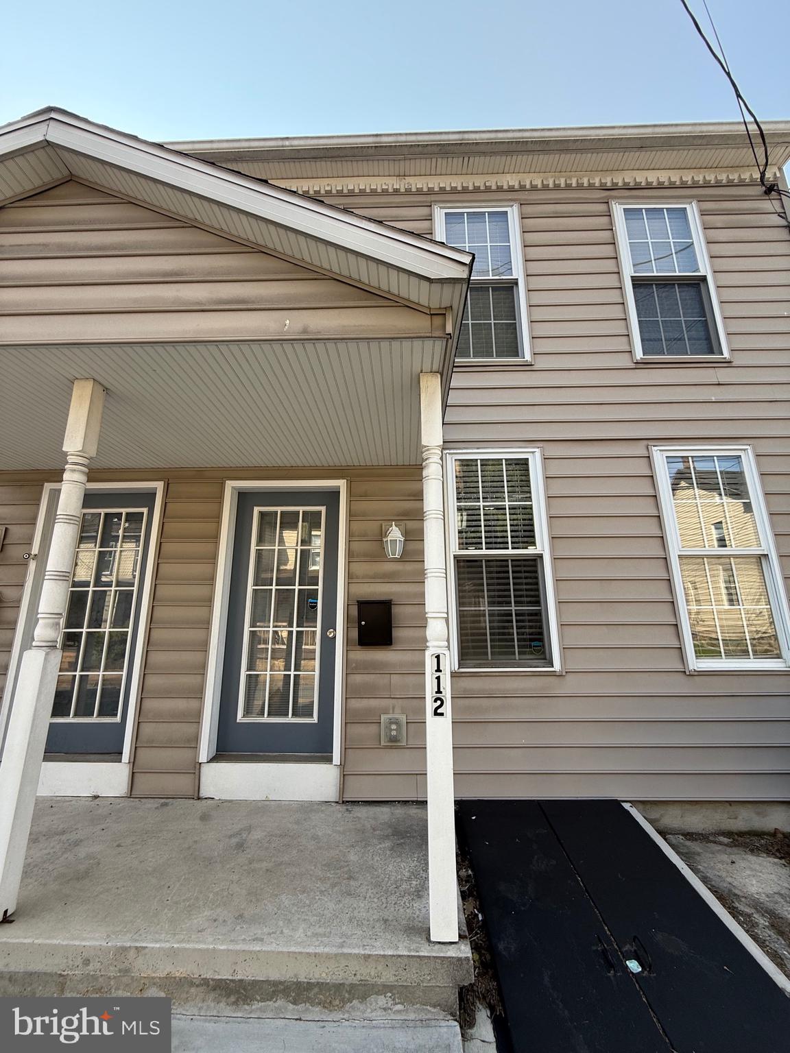 Welcome to 112 N Church St! This home has been completely renovated from top to bottom..
The main floor features a large living room and a half bath. Adjacent to the living room is a spacious kitchen equipped with brand new stainless steel appliances, ample cabinet space, and a breakfast bar that opens up to the dining room.
Upstairs, the main bedroom boasts a vaulted ceiling and a stunning bathroom, which includes a tile shower and a walk-in closet. Two additional bedrooms and a full bathroom complete the upper level of the home.
Outside, you'll enjoy relaxing or entertaining on the expansive covered porch, which includes privacy walls.