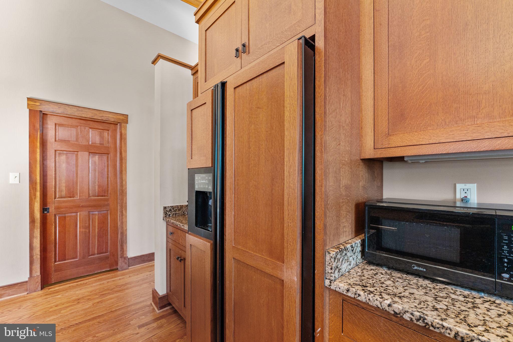 MEADOW FARMS - Residential