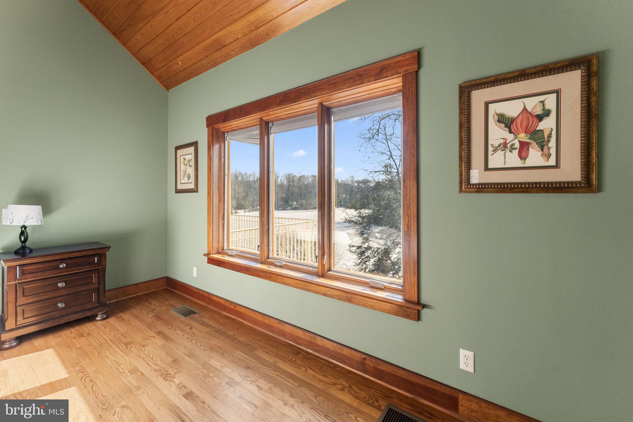 MEADOW FARMS - Residential