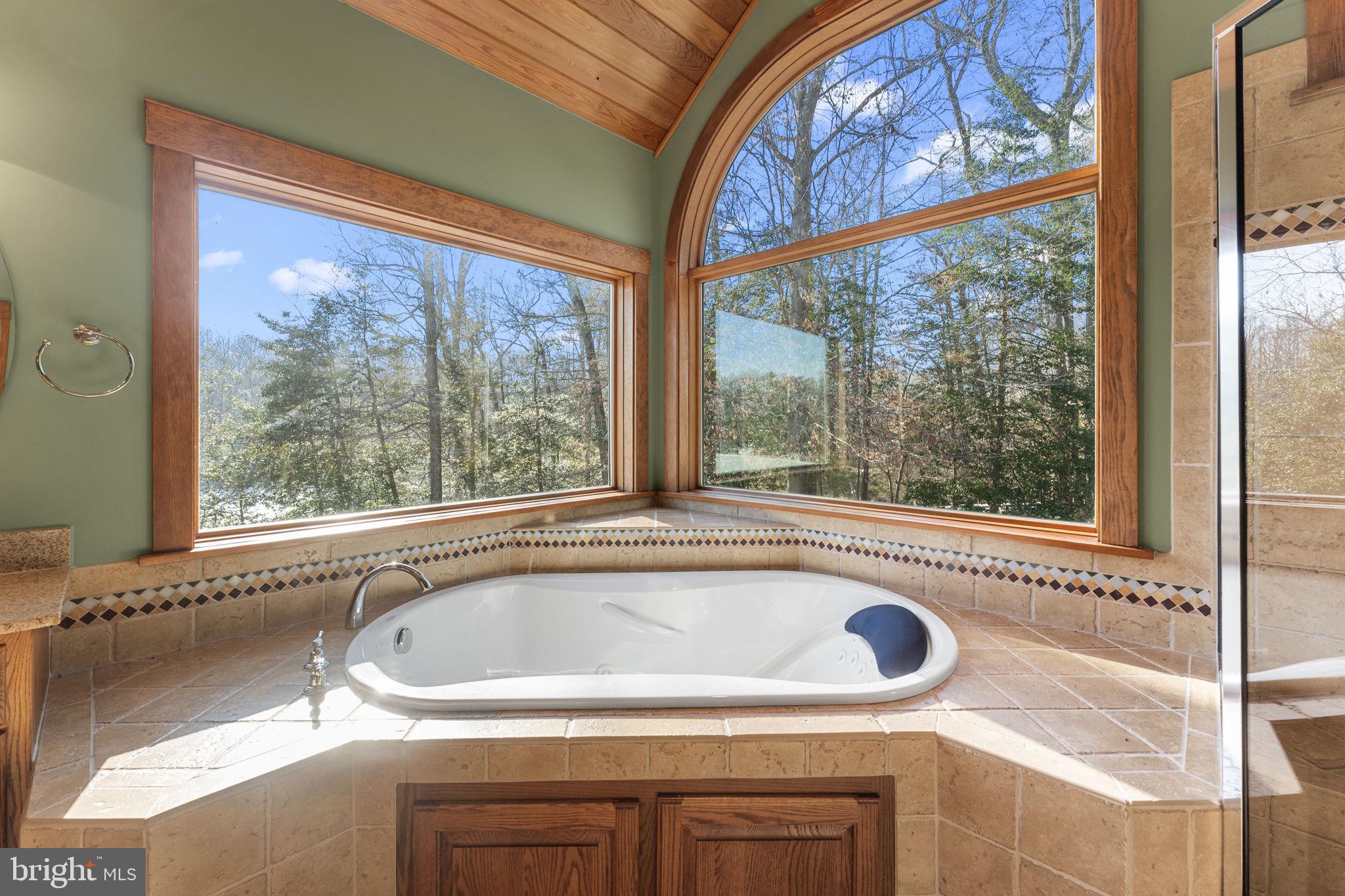 MEADOW FARMS - Residential