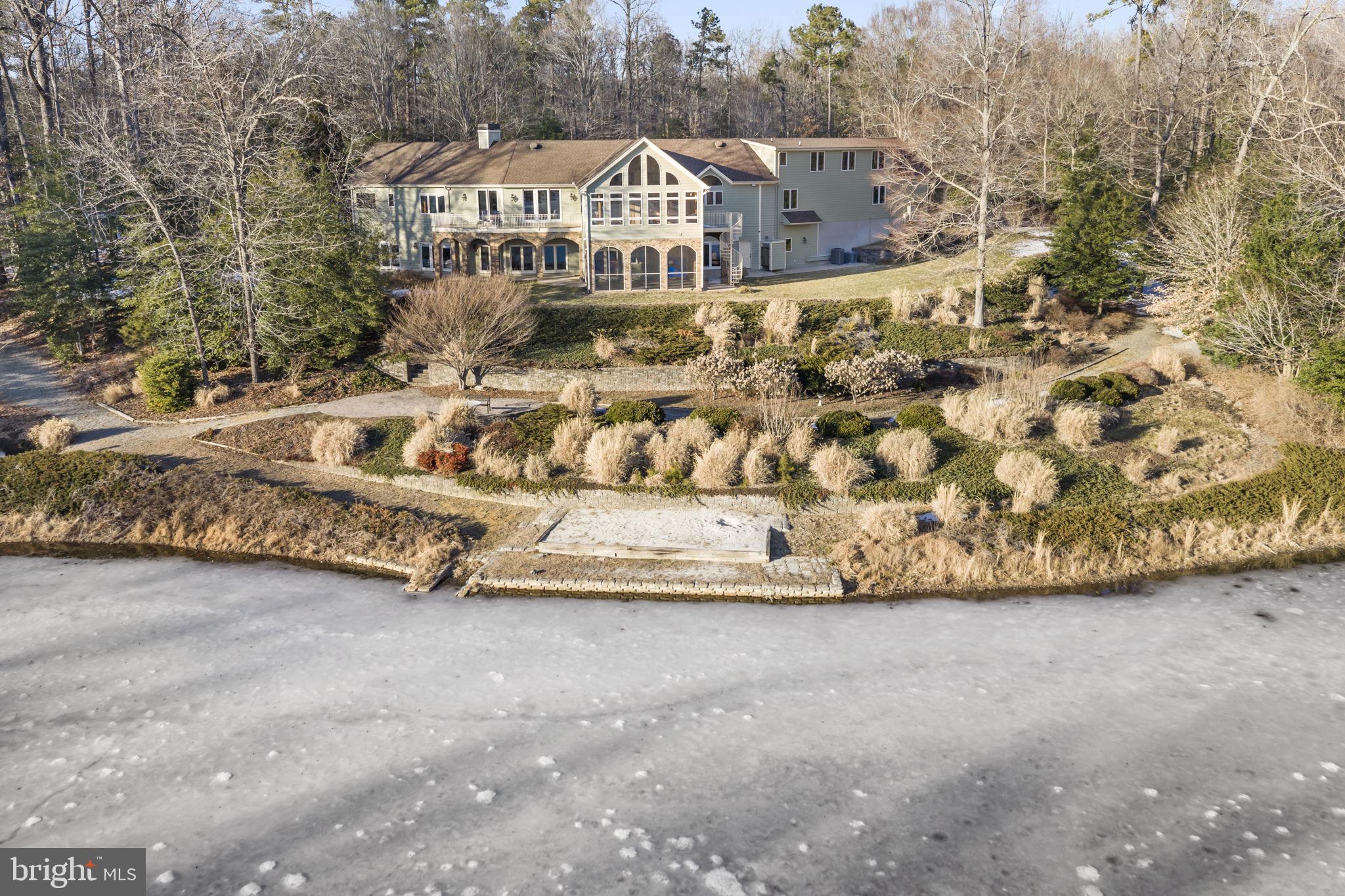 MEADOW FARMS - Residential