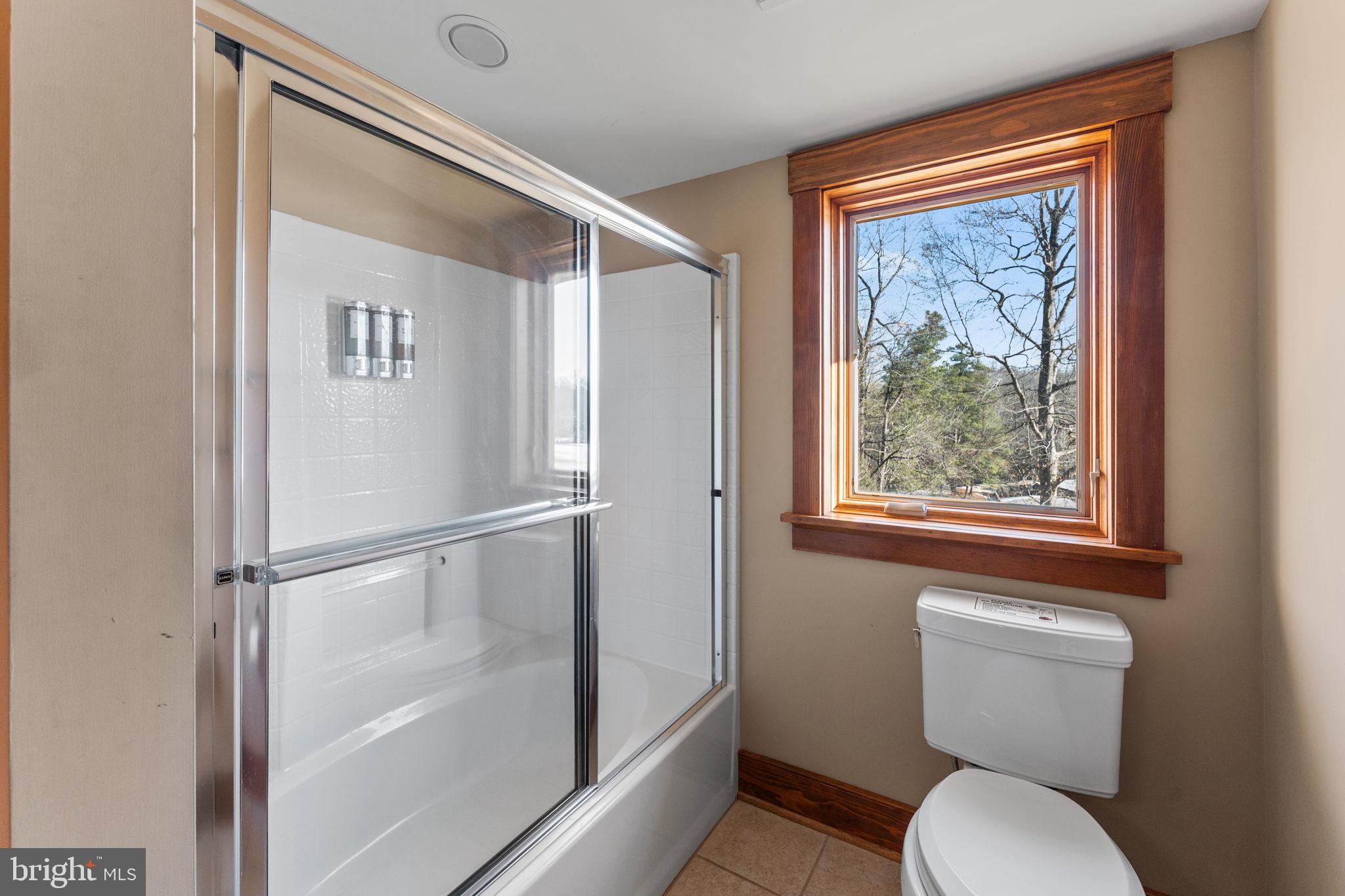 MEADOW FARMS - Residential