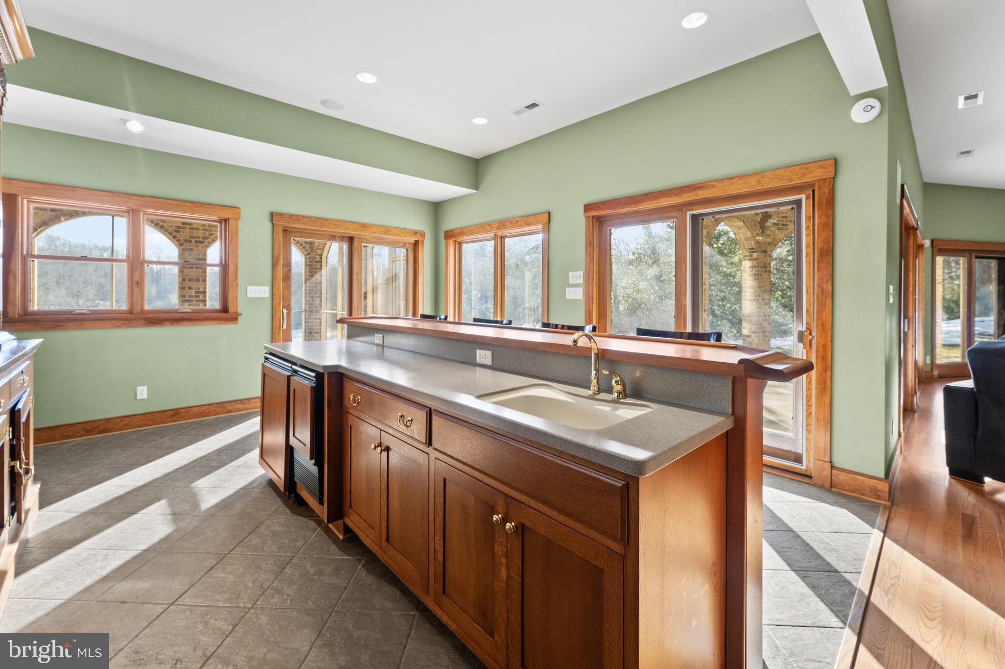 MEADOW FARMS - Residential