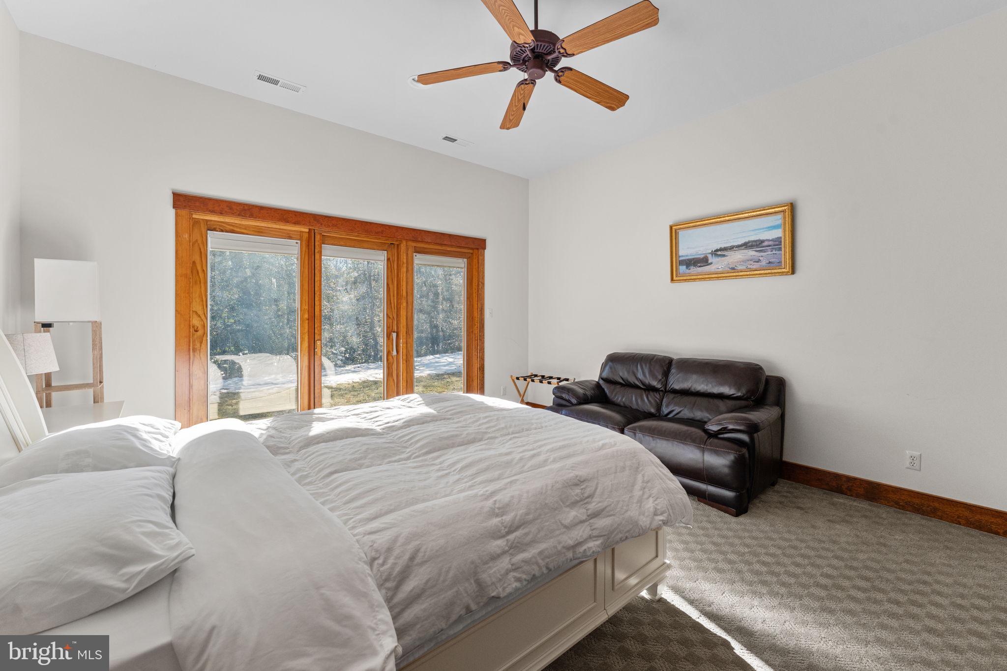 MEADOW FARMS - Residential