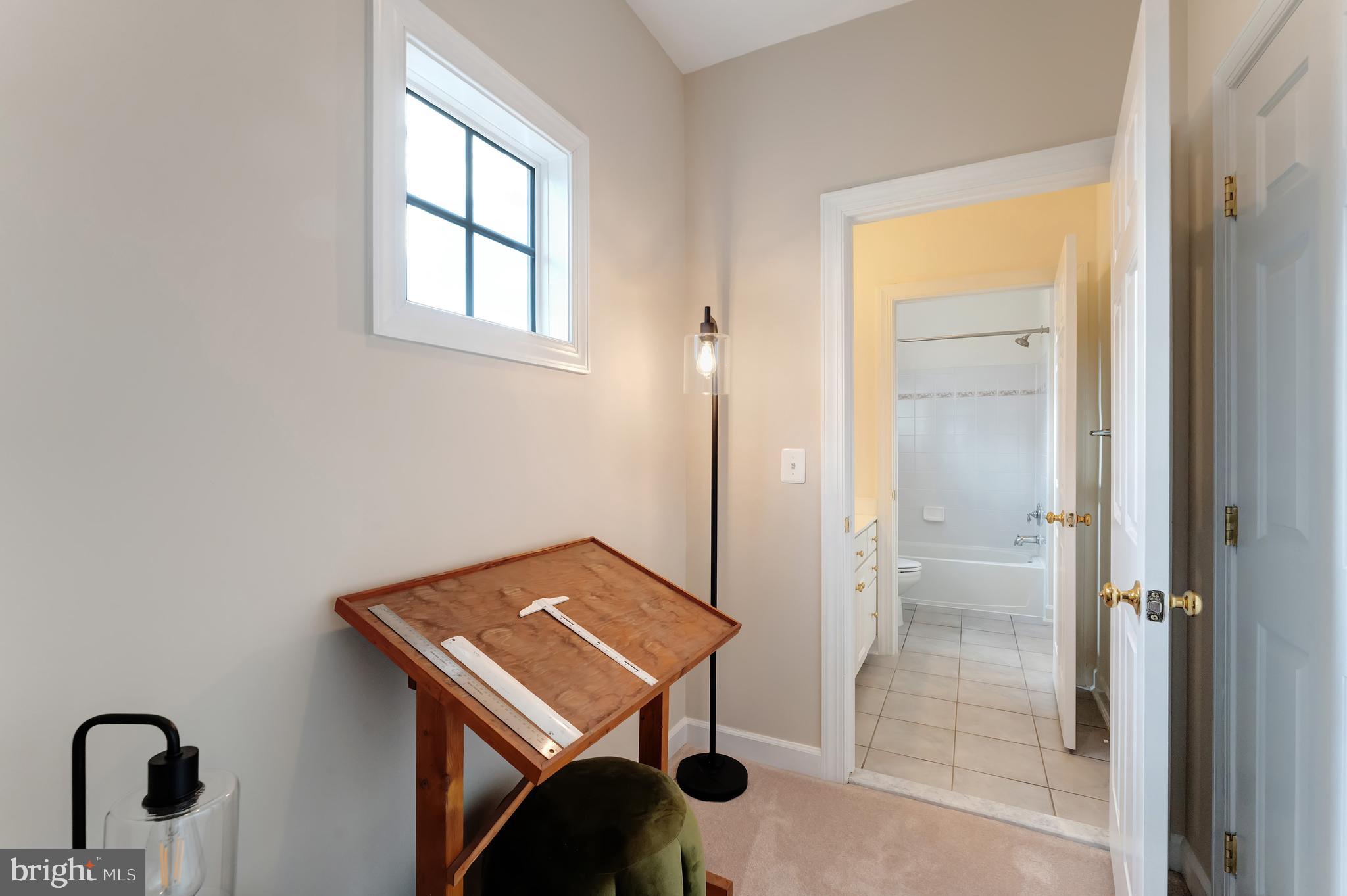 CEDAR HUNT - Residential