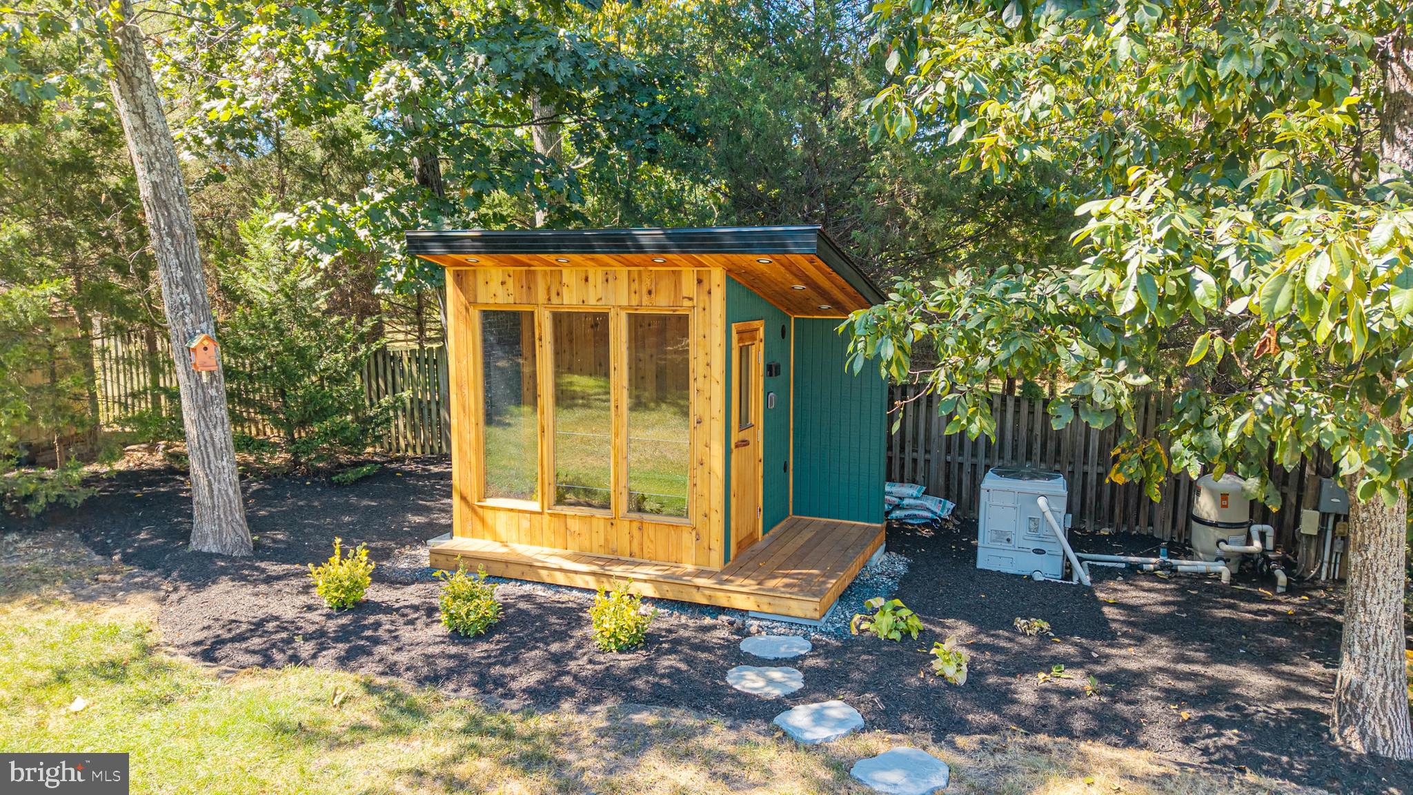 CEDAR HUNT - Residential