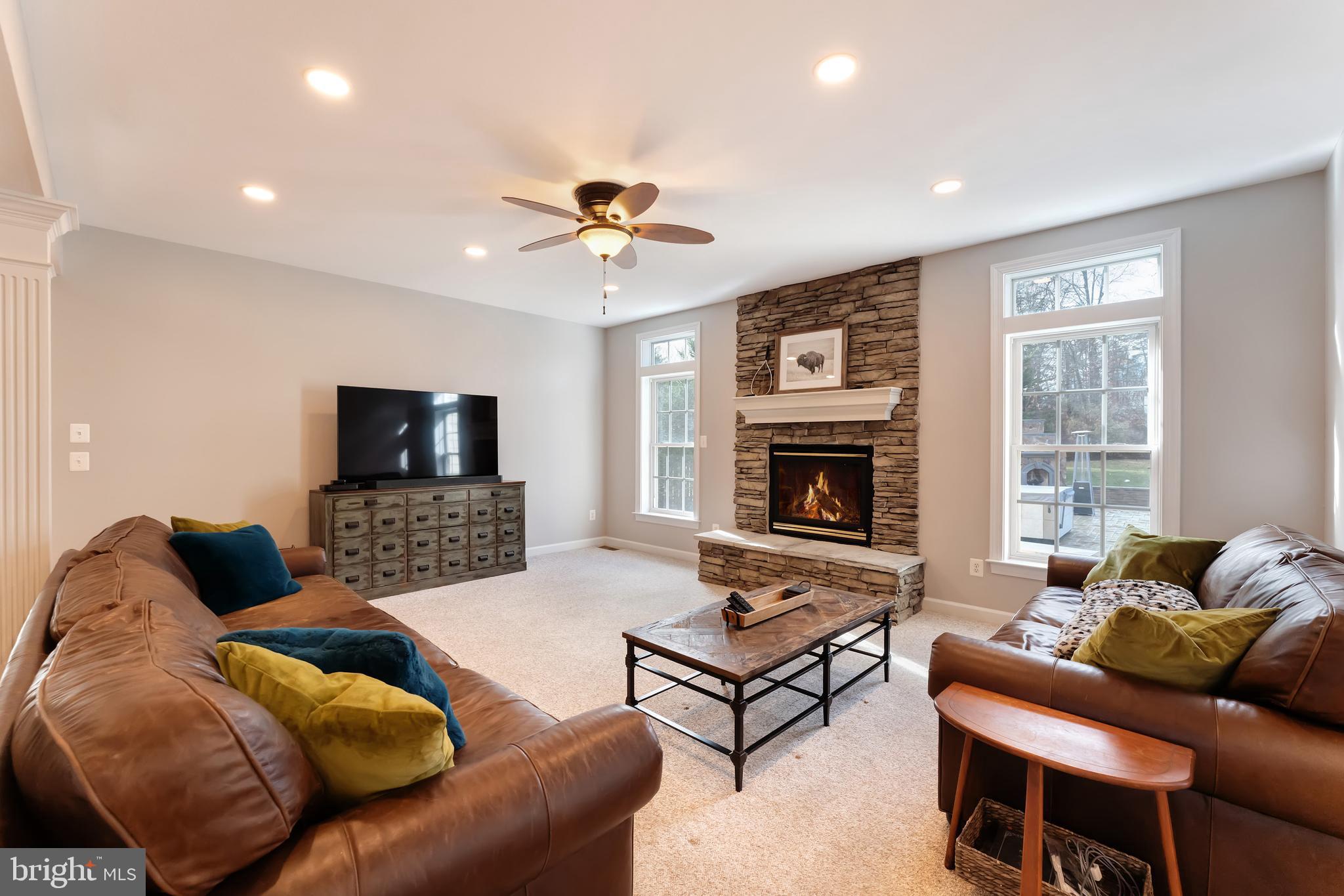 CEDAR HUNT - Residential