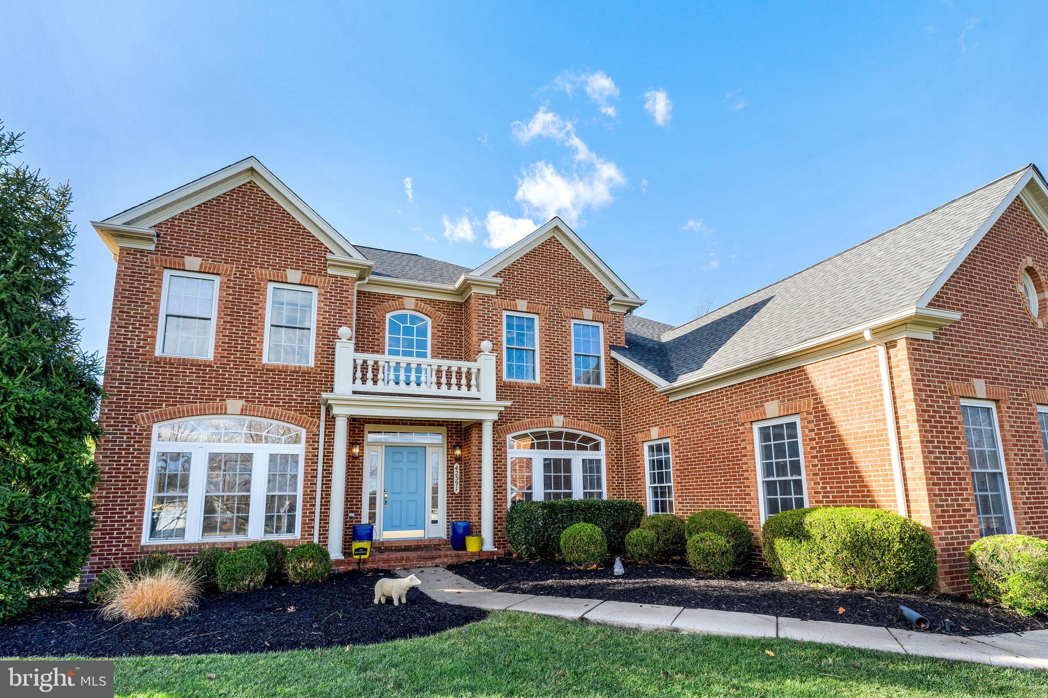 42591 UNBRIDLEDS SONG PLACE