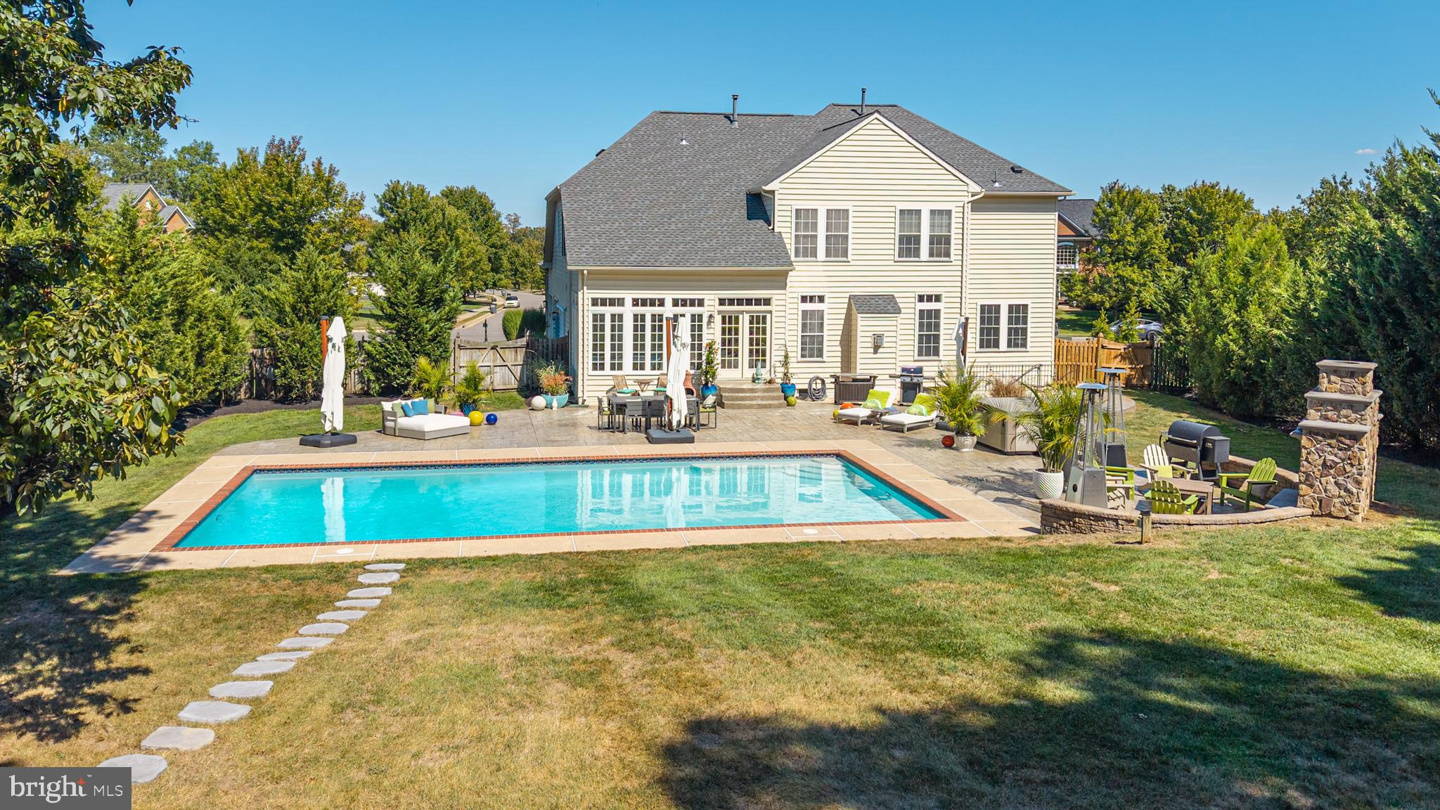 CEDAR HUNT - Residential