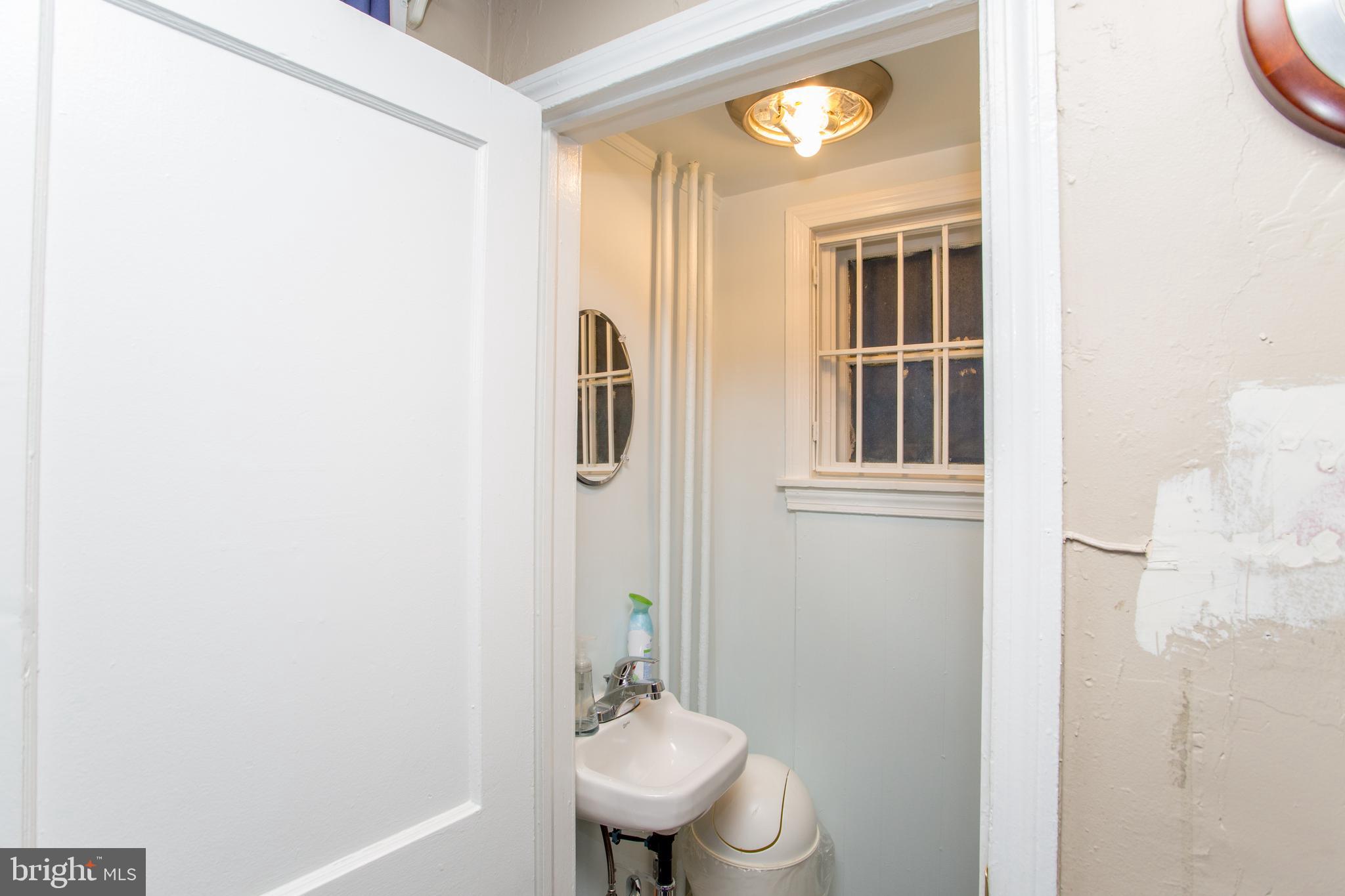 RITTENHOUSE SQUARE - Residential Income