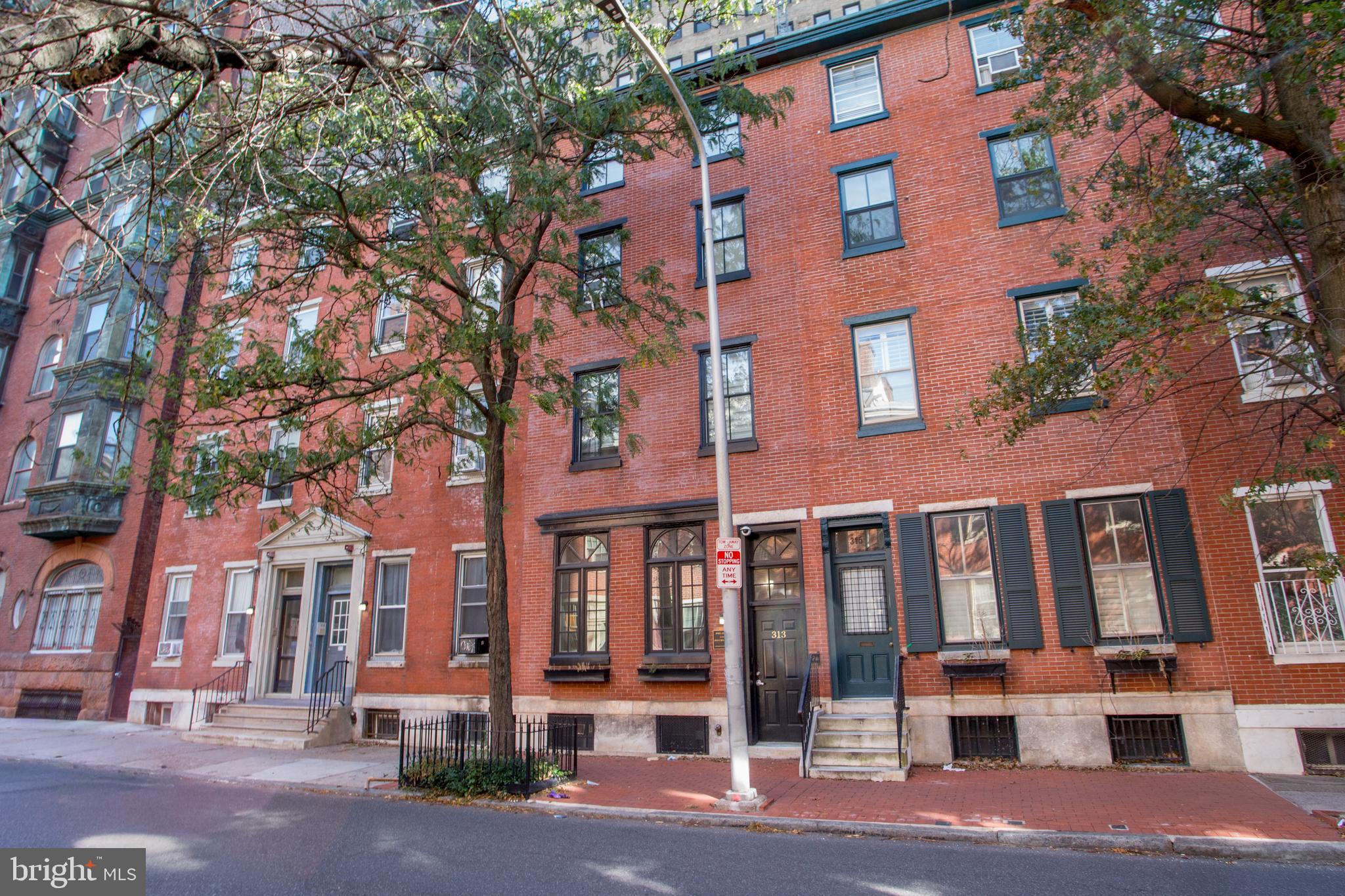 RITTENHOUSE SQUARE - Residential Income