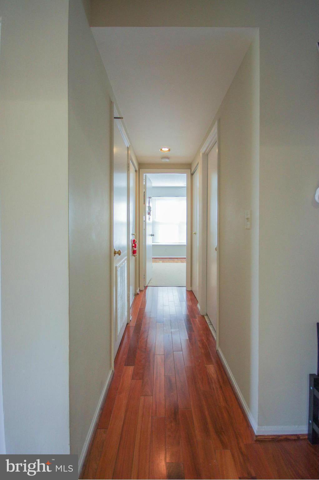 ASTORIA - Residential Lease