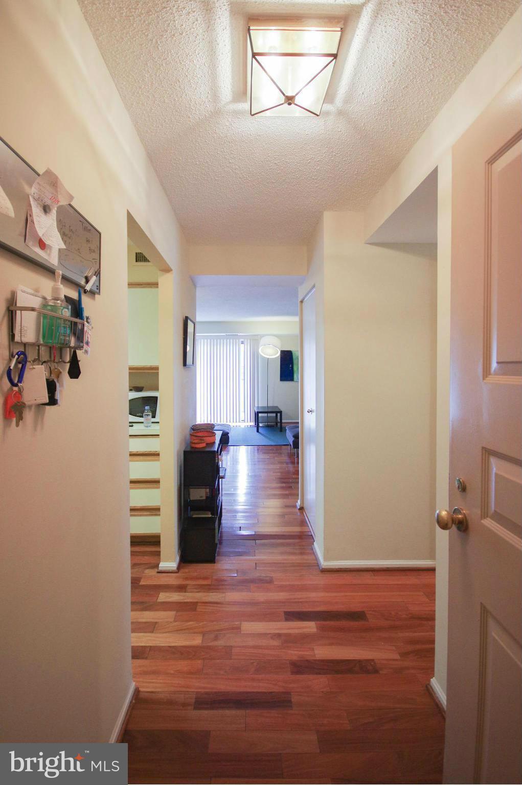 ASTORIA - Residential Lease