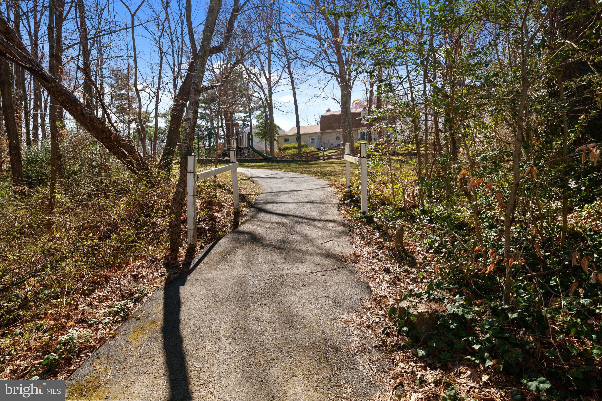 ROLLING VALLEY - Residential