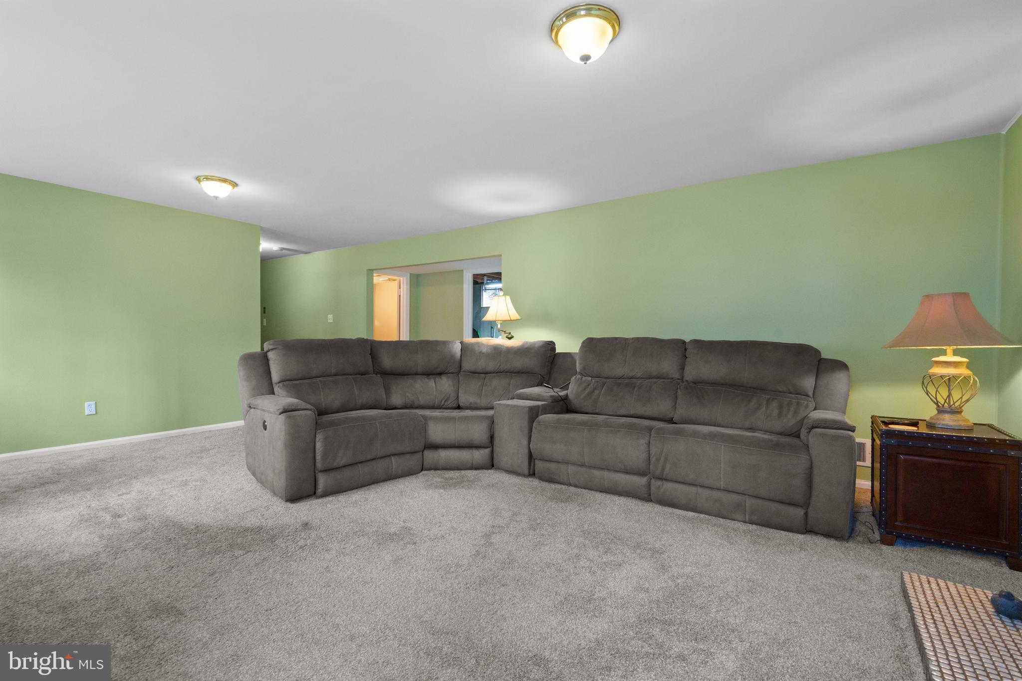 ROLLING VALLEY - Residential