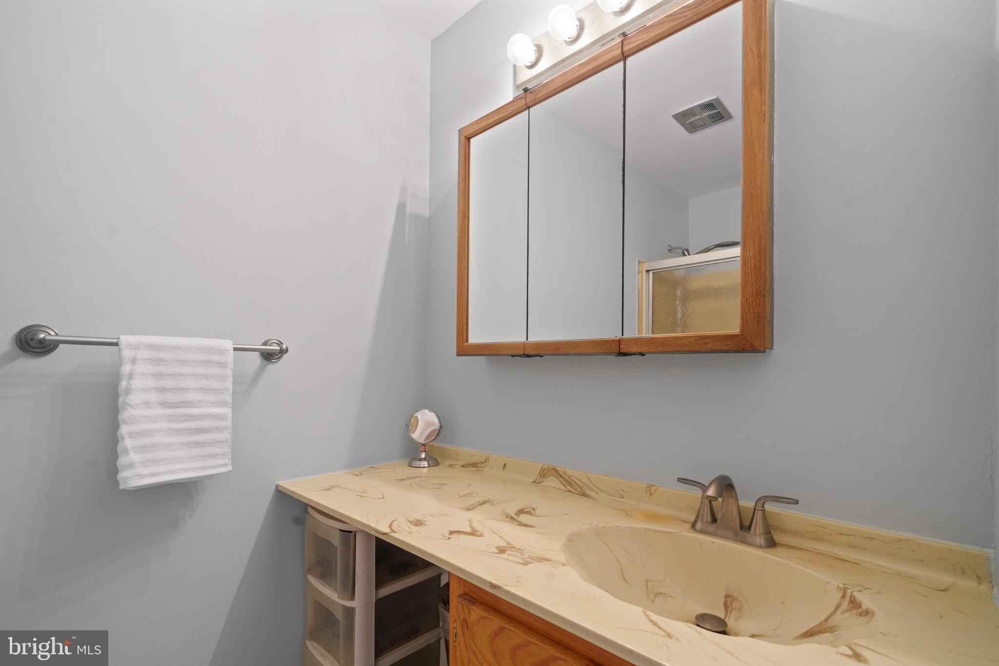 ROLLING VALLEY - Residential