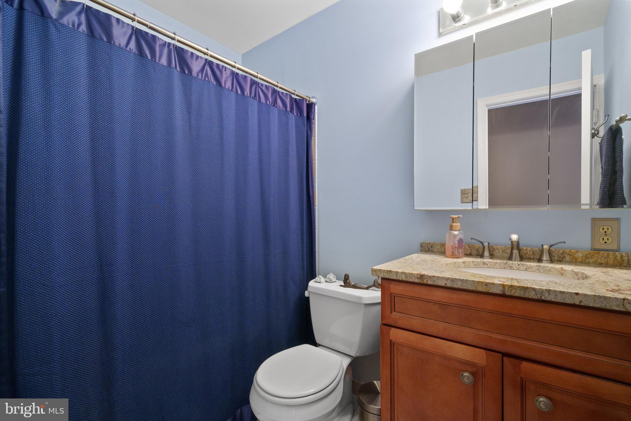 ROLLING VALLEY - Residential