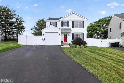 Photo of 536 Whitford Circle, TELFORD, PA 18969 (MLS # PABU2123440)