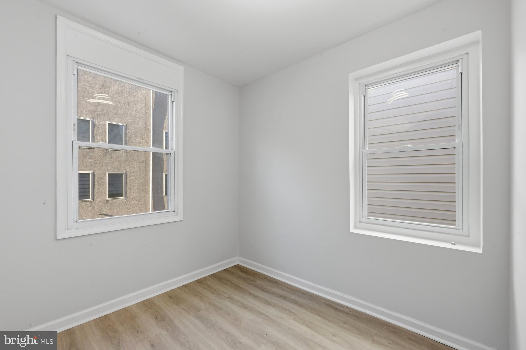 POINT BREEZE - Residential