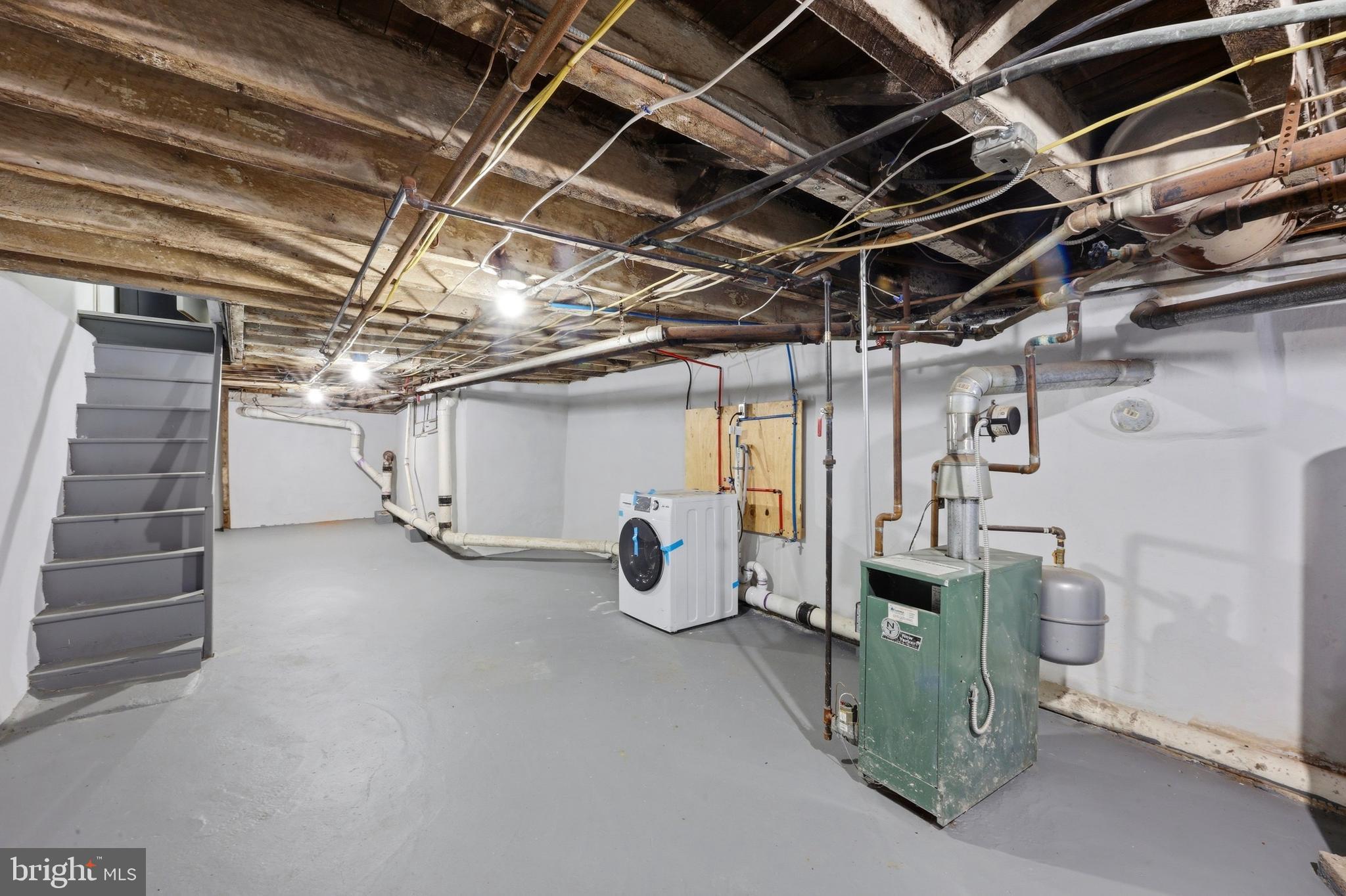 POINT BREEZE - Residential