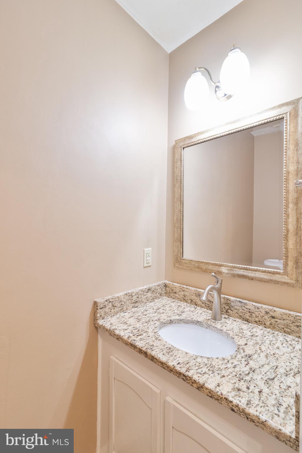 LAKE RIDGE - Residential